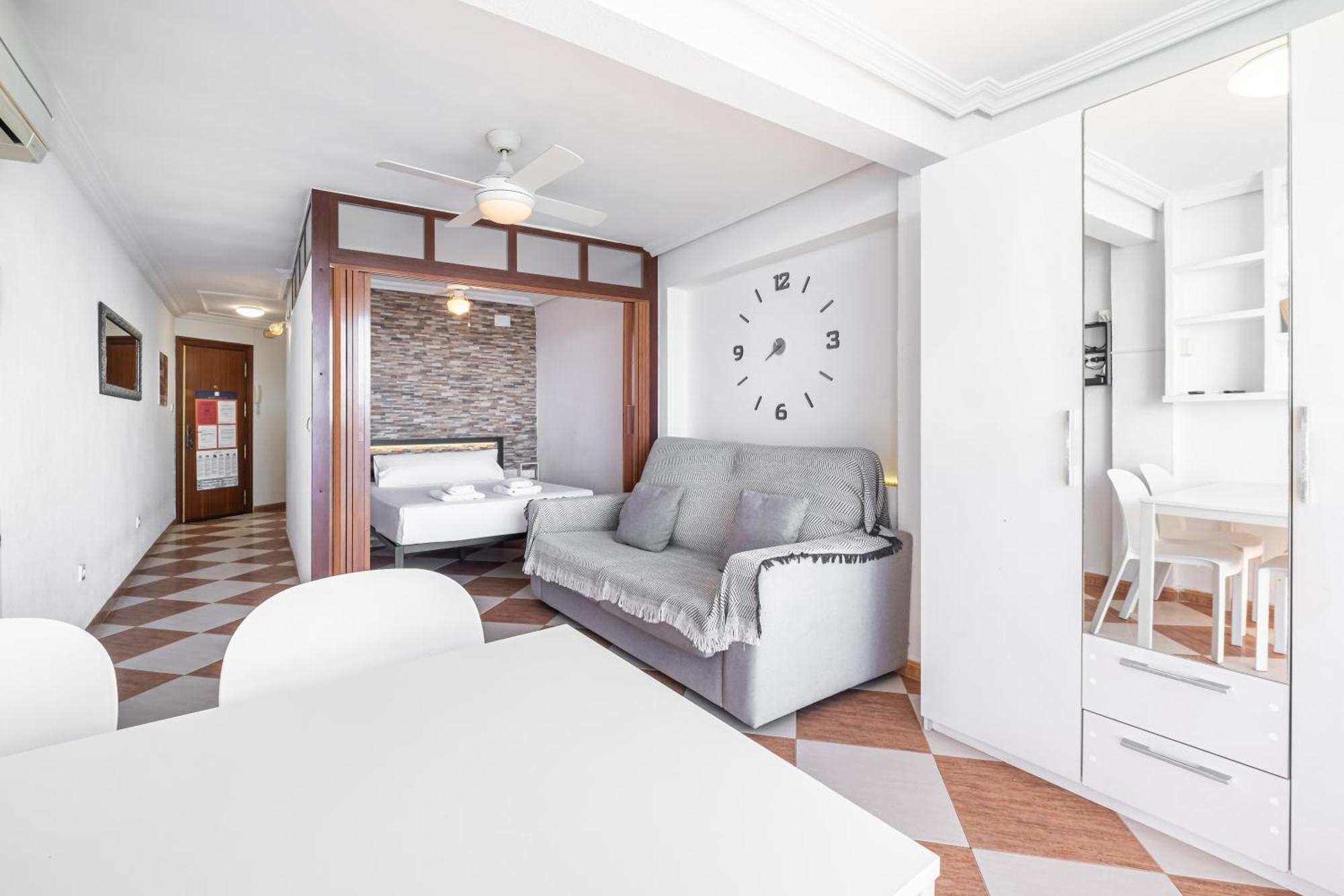 Las Damas 23-E Levante Beach Бенидорм Екстериор снимка